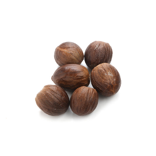 Nutmeg (with shell)